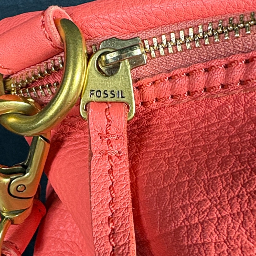Fossil Erin Foldover Tote Crossbody Bag Coral Orange Pebbled Leather Convertible - Picture 7 of 12